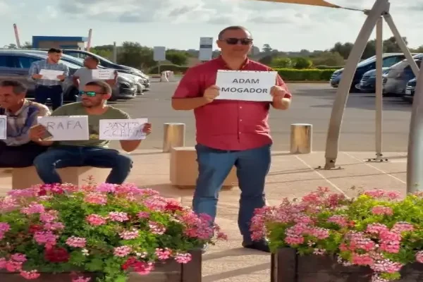 Marrakech Essaouira Shuttle team of professionals at your service